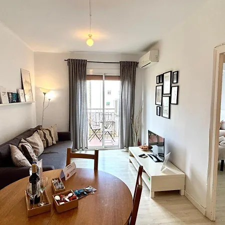 Sagrada Familia - Sant Pau Apartment *